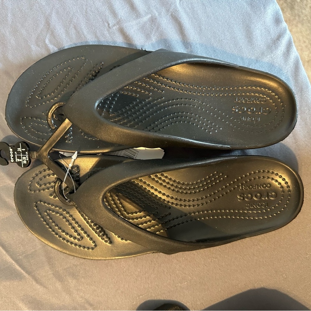 CROCS Women's Black Comfort Sandals